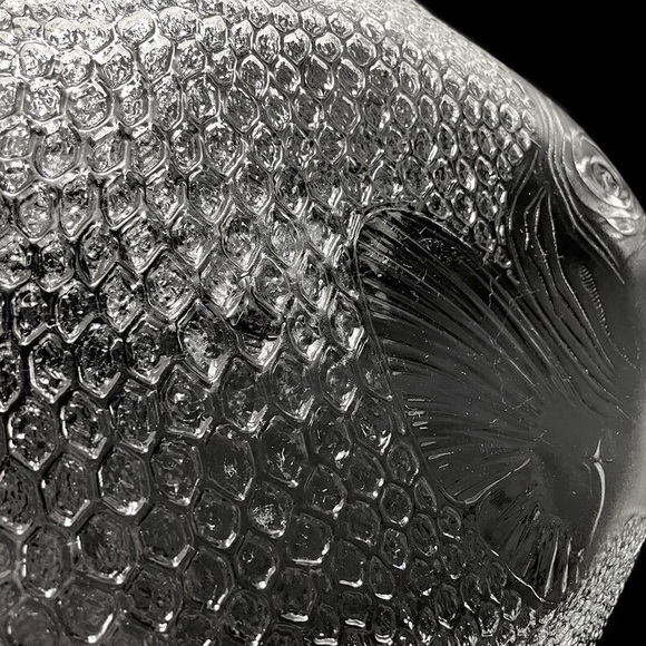 Vintage 1970s Arcoroc France -Poisson- 16" Serving Platter Fish Clear Embossed - Picture 7 of 7